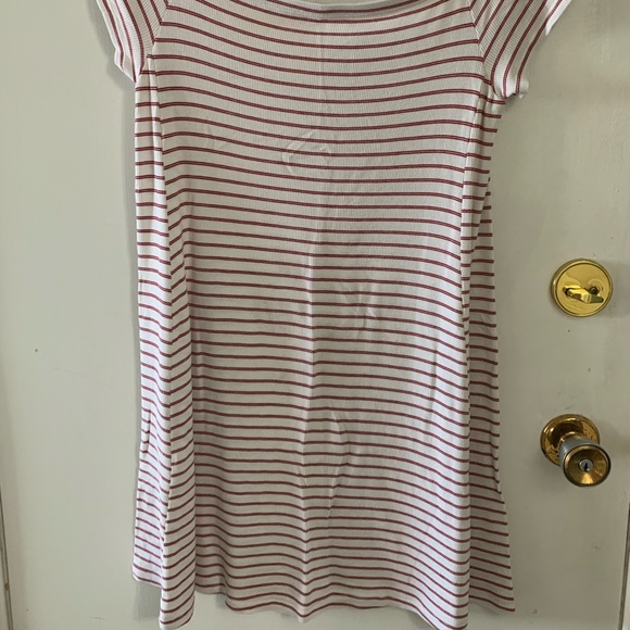 Old navy dress - Picture 2 of 2